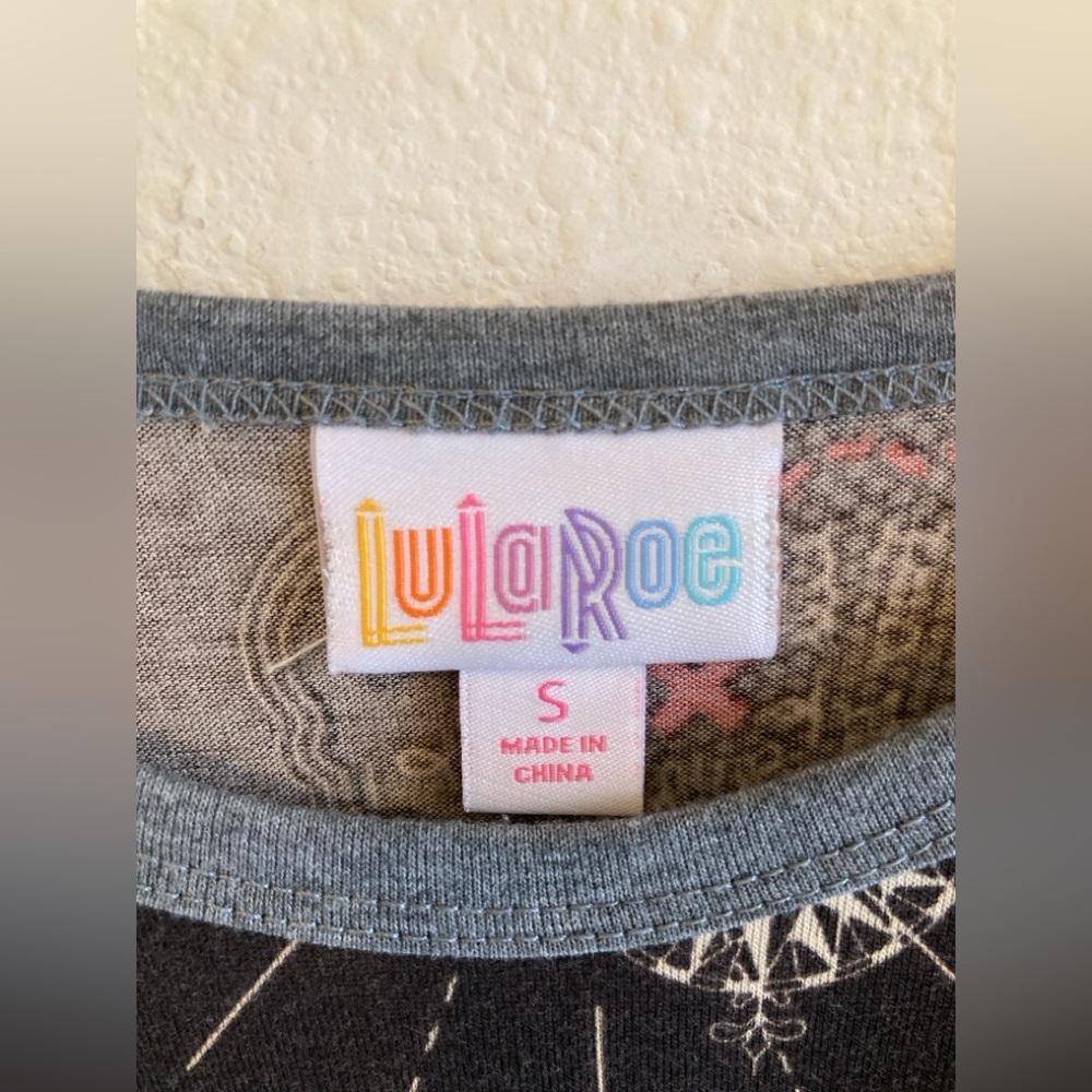 LuLaRoe Unisex Randy T with Antique Map Design Size S - Picture 2 of 11